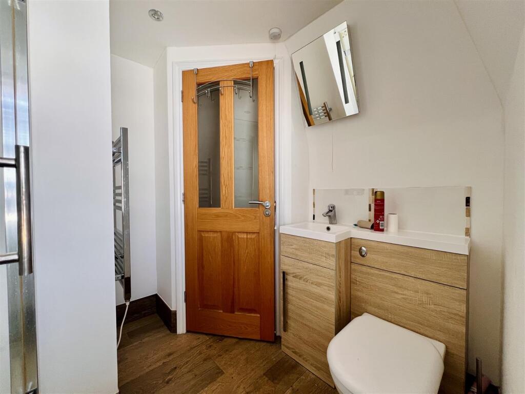 Shower room.jpeg