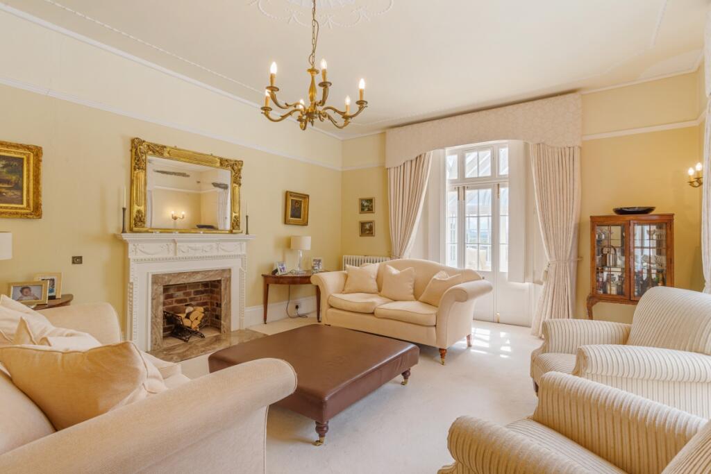 Glebe House 30178...