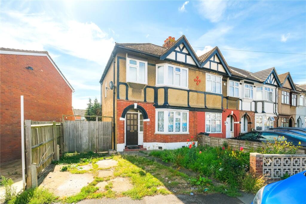 Gresham Drive, Chadwell Heath, RM6