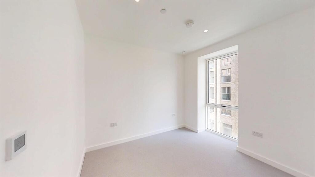 Parkview-Avenue-Brent-Cross-Town-09262025_141939.j