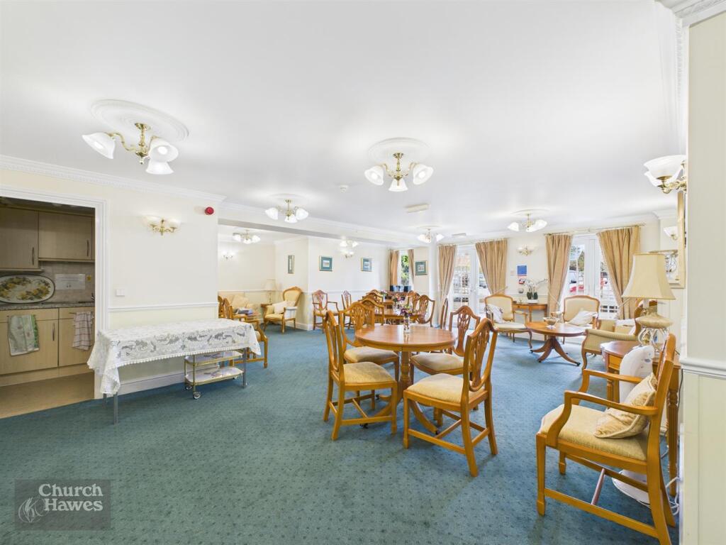 Residents Lounge.jpg