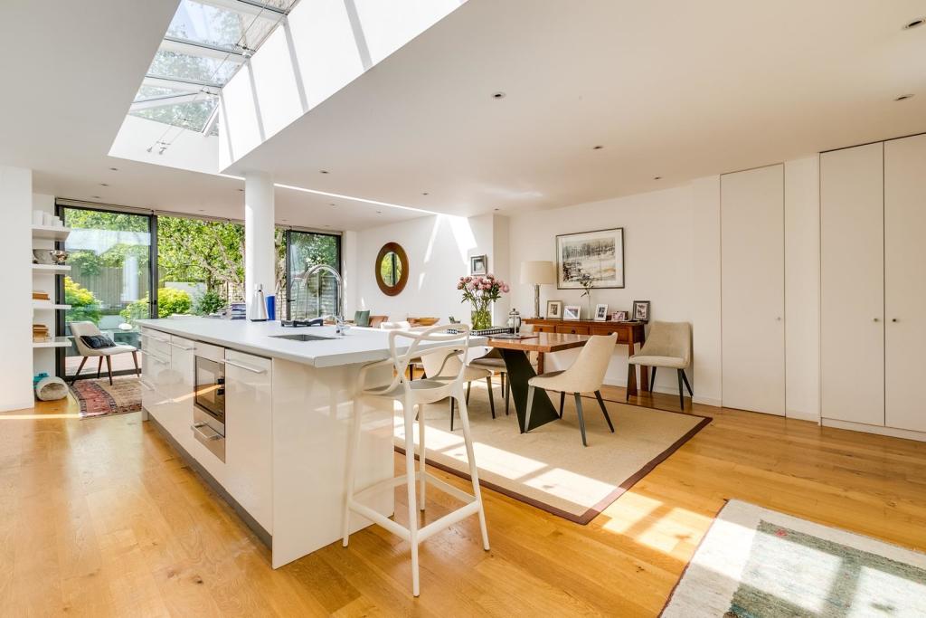 Kitchen | Family Room