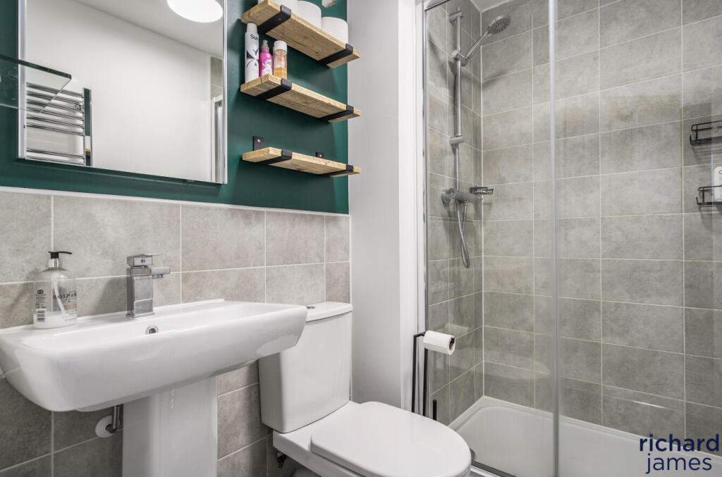 f543c2e99c624533916f7f6e0a354846