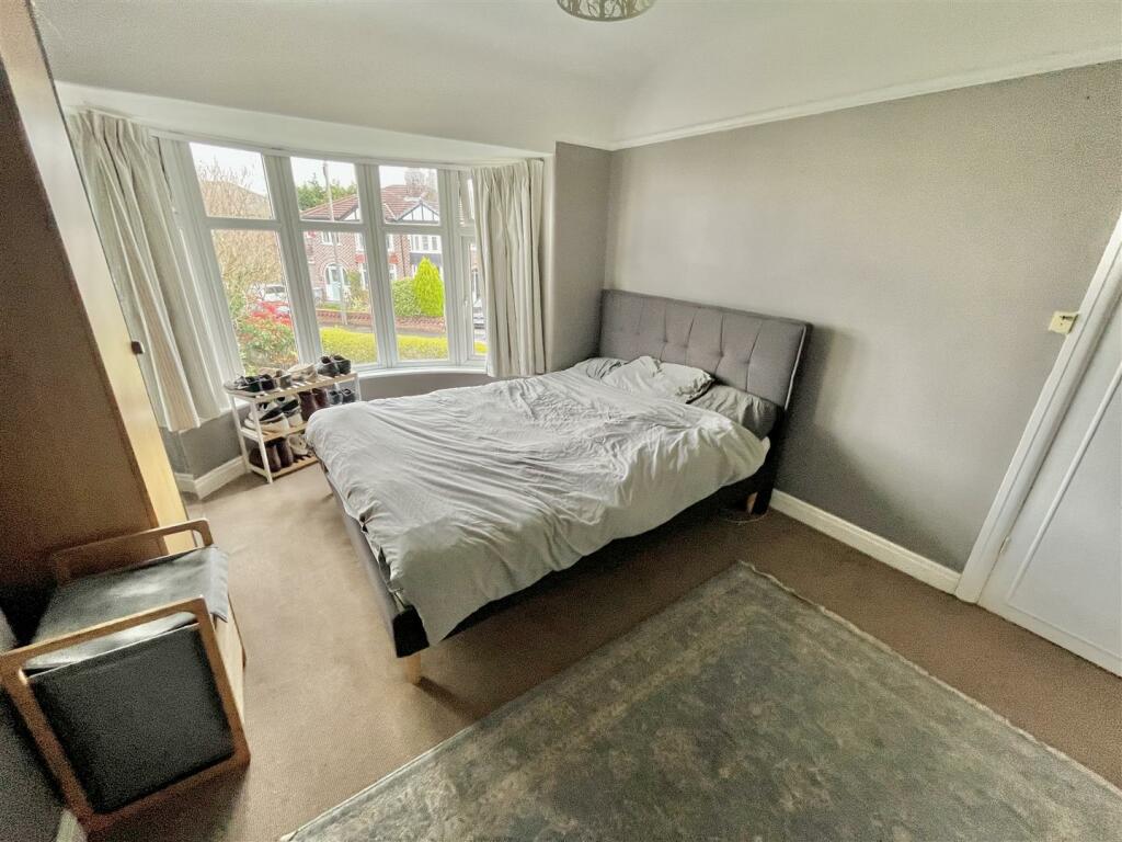 Bedroom 1 Aspect 3.jpg