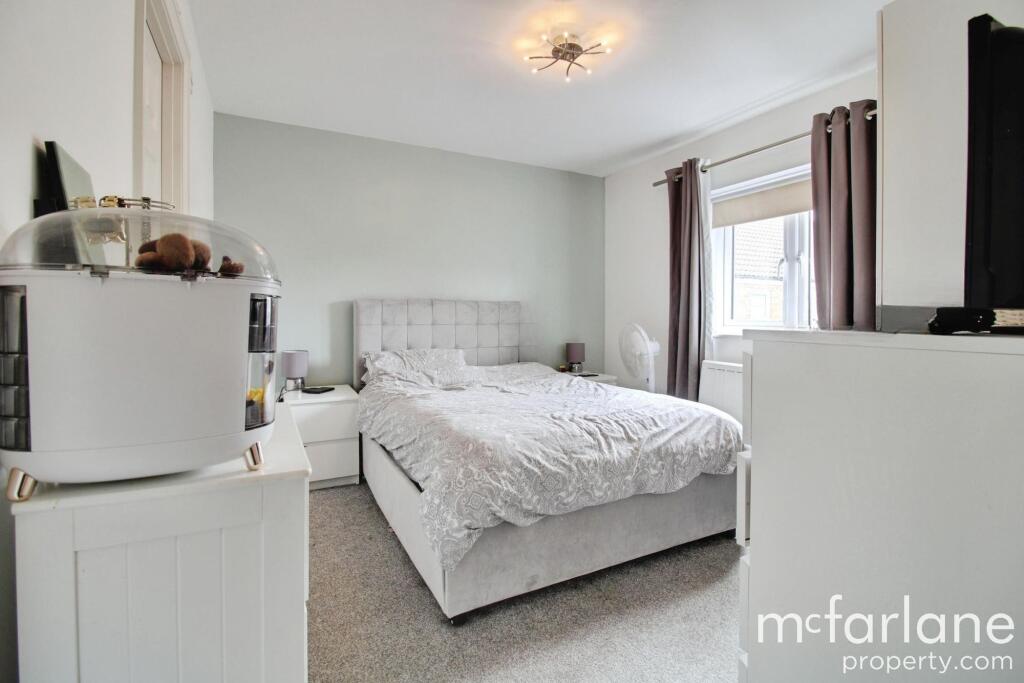 Master bedroom &amp; En-suite