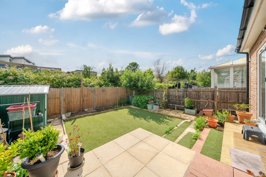 1307025-5-68484af...