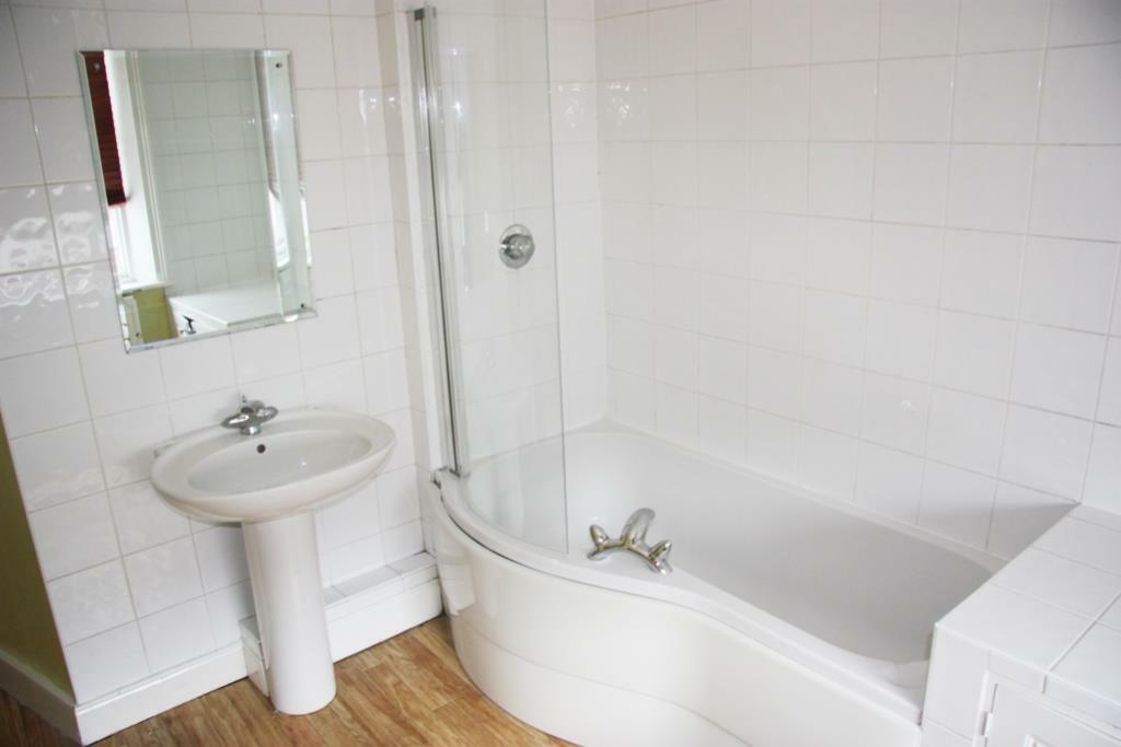 54 Holly Avenue (7)