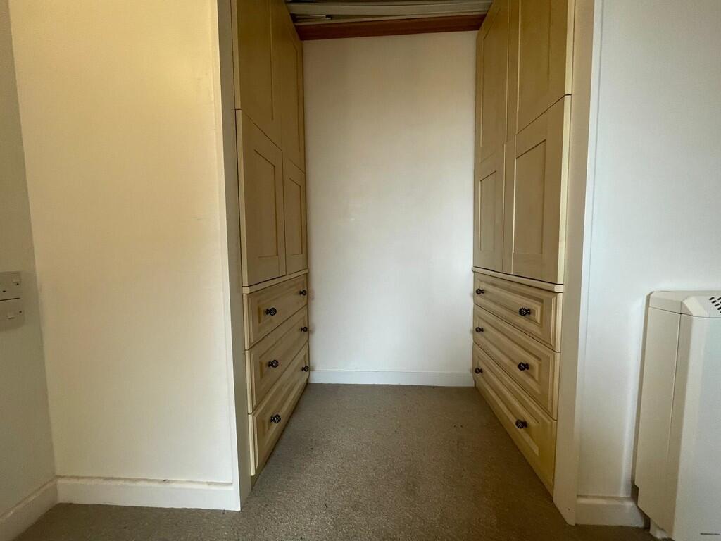 IMG-20250414-WA00...