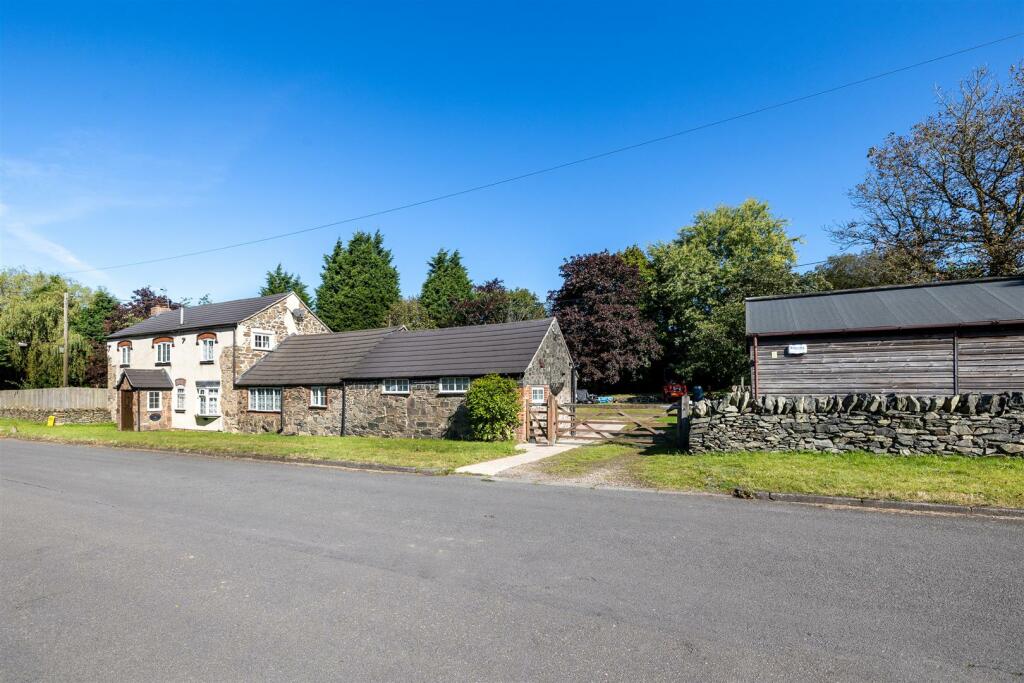 12 Altar Stone Lane, Markfield