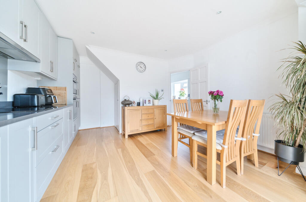 1316096-25-685d98...