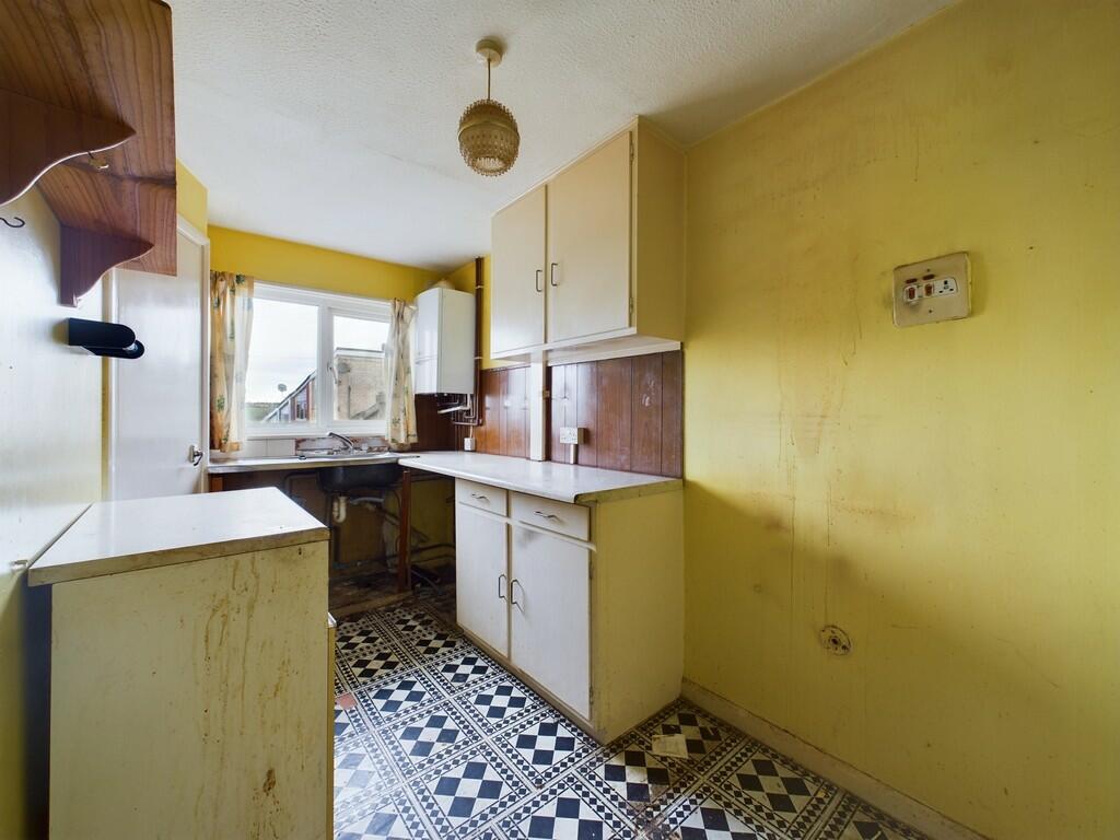 CAM02089G0-PR0376...