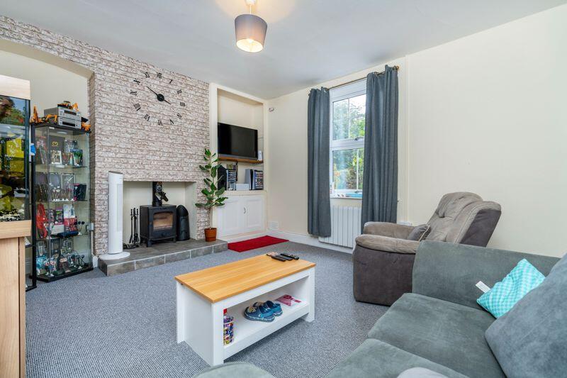 Wellsyke Cottage - Living Room 