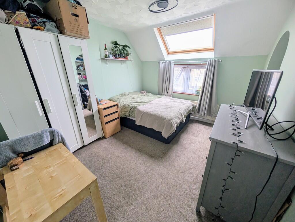 PXL_20250816_0900...