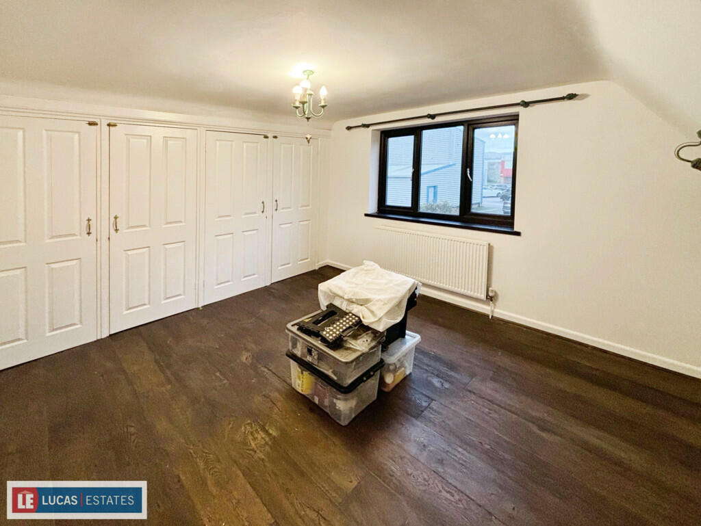 0e615977-image_pi...