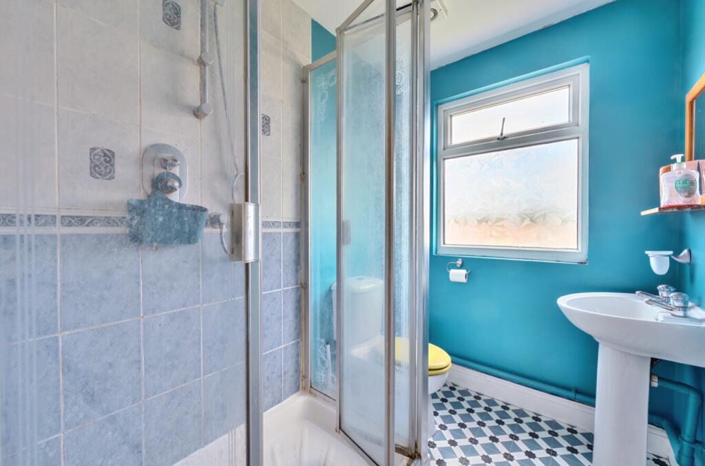 18-681cc9530c272-1289296-ARW-18-1