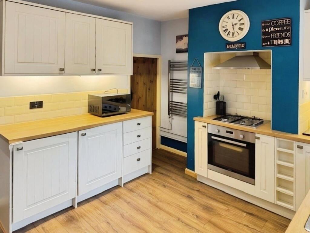 0c4bfe60-New 203.jpg