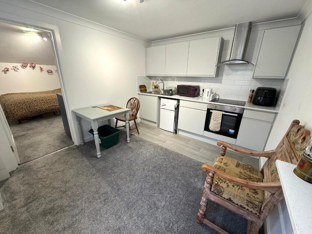 West Street, BH20