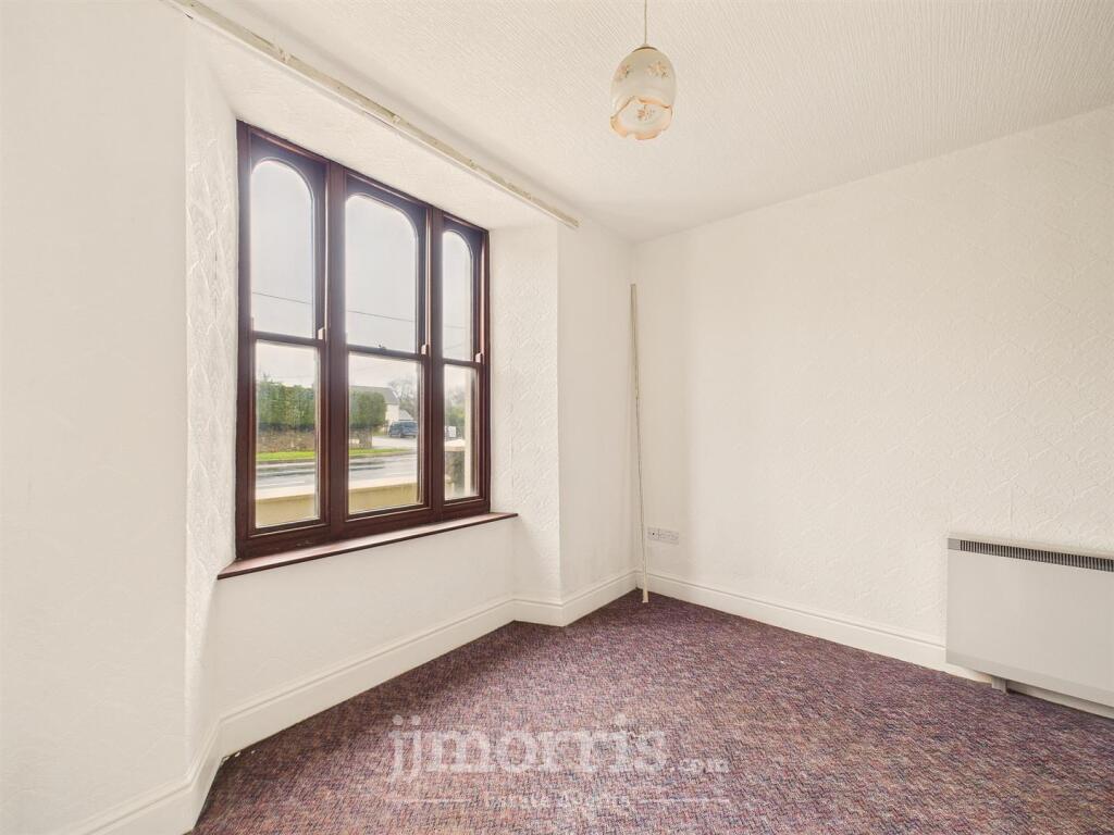 Bedroom 4 (formerly a Reception Room)