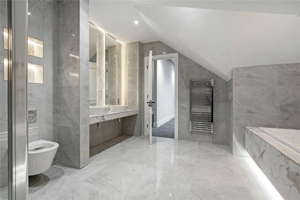Principal Ensuite