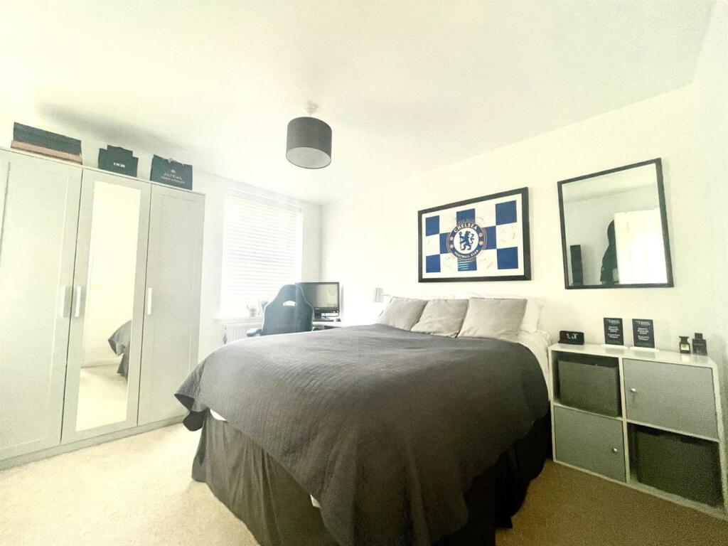 Bedroom 2 (Ground Floor)