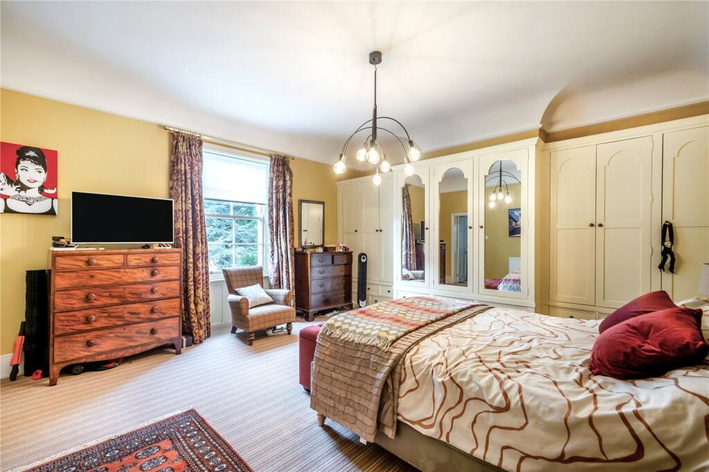Principal Bedroom