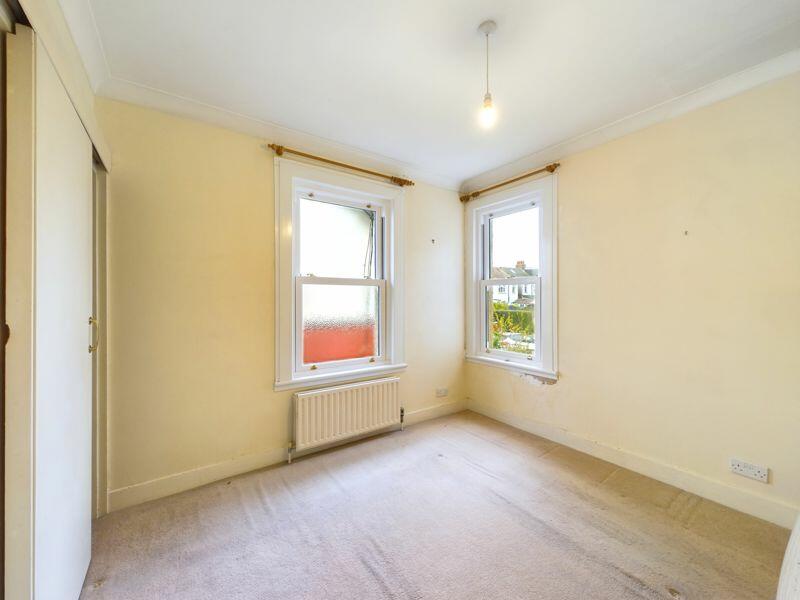 FIRST FLOOR BEDROOM
