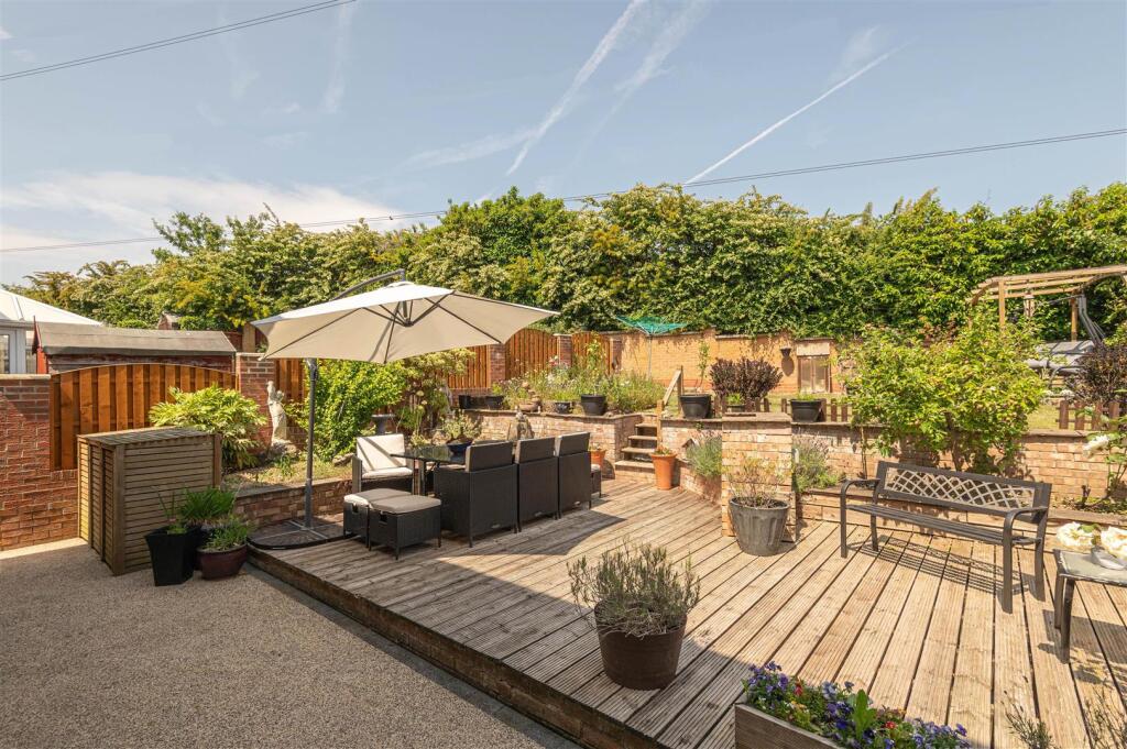 Rear Patio &amp; Decking