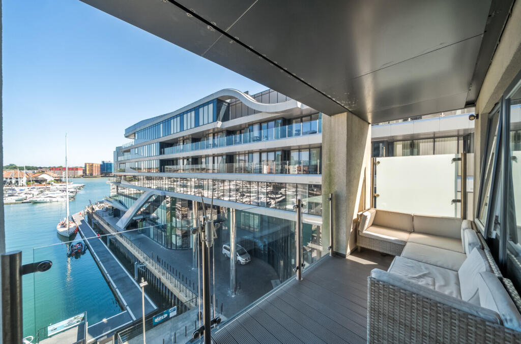 1315084-6-6862abd...