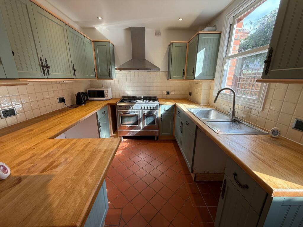 Kitchen-angle 3