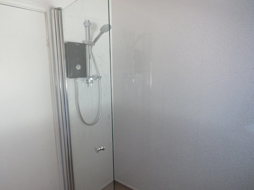 WETROOM 2