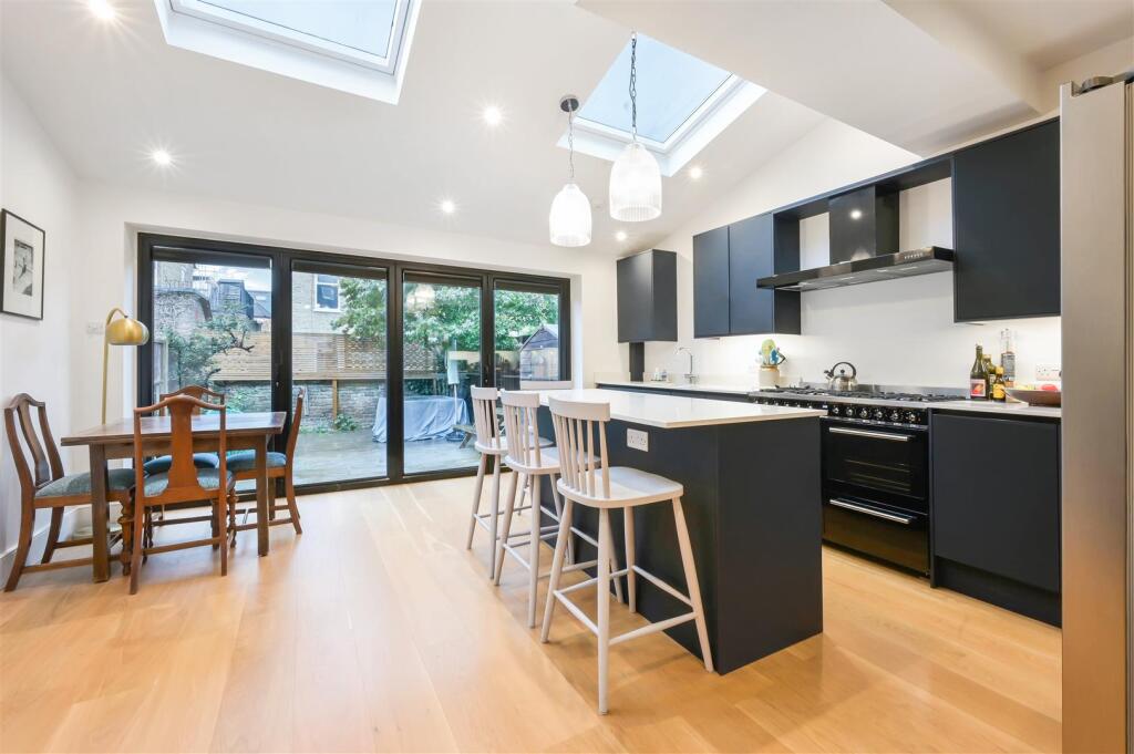 7 TREWINCE ROAD,7.jpg