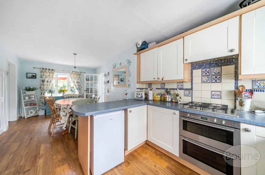 d939966e-e3a2-4ee...