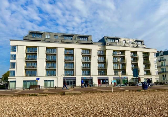 Tudor Rose Court Pic VENDOR.jpg