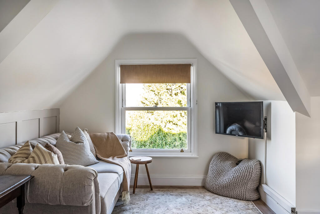 Flat-10-Oak-Lodge-12