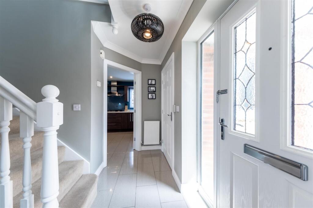 39 Shakerley Close-023.jpg