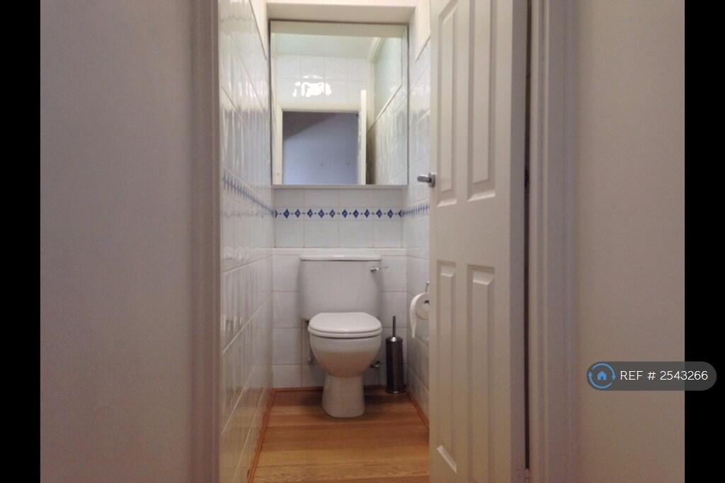 Separate Wc