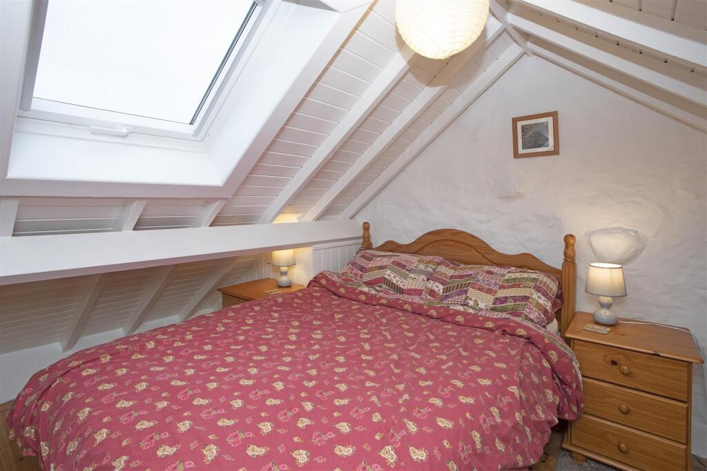 Bach Bedroom.jpg