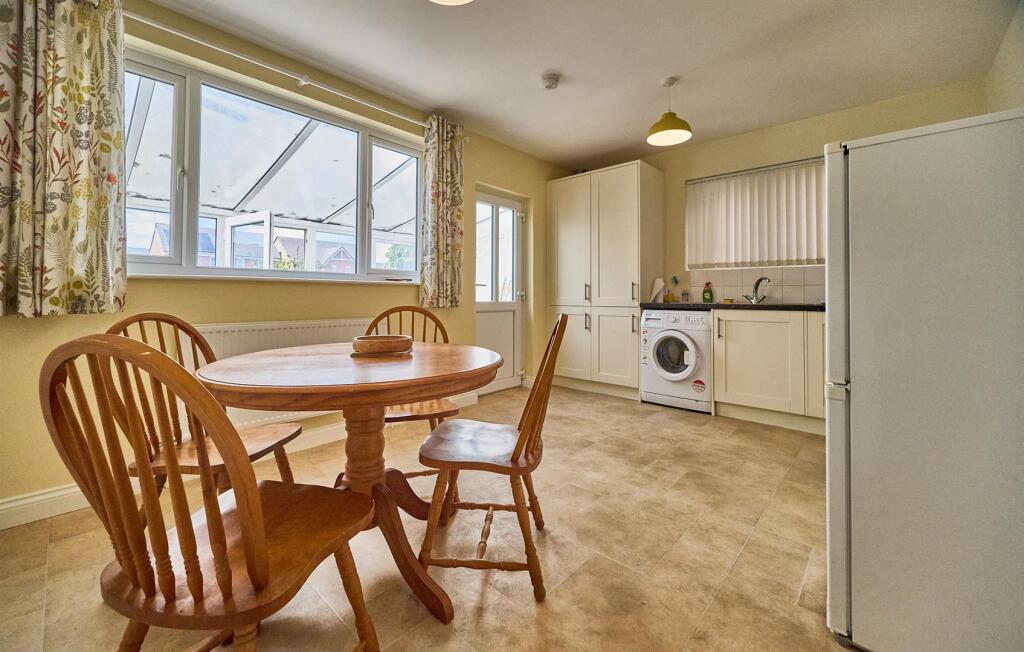 REFITTED KITCHEN DINING ROOM TO REAR