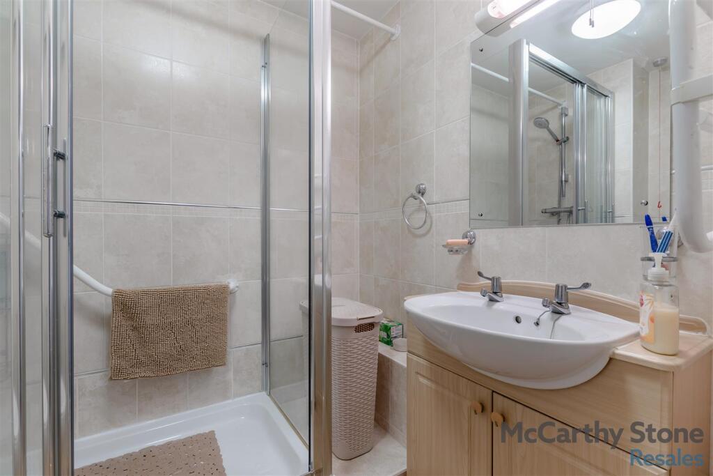 8660513-interior02.jpg