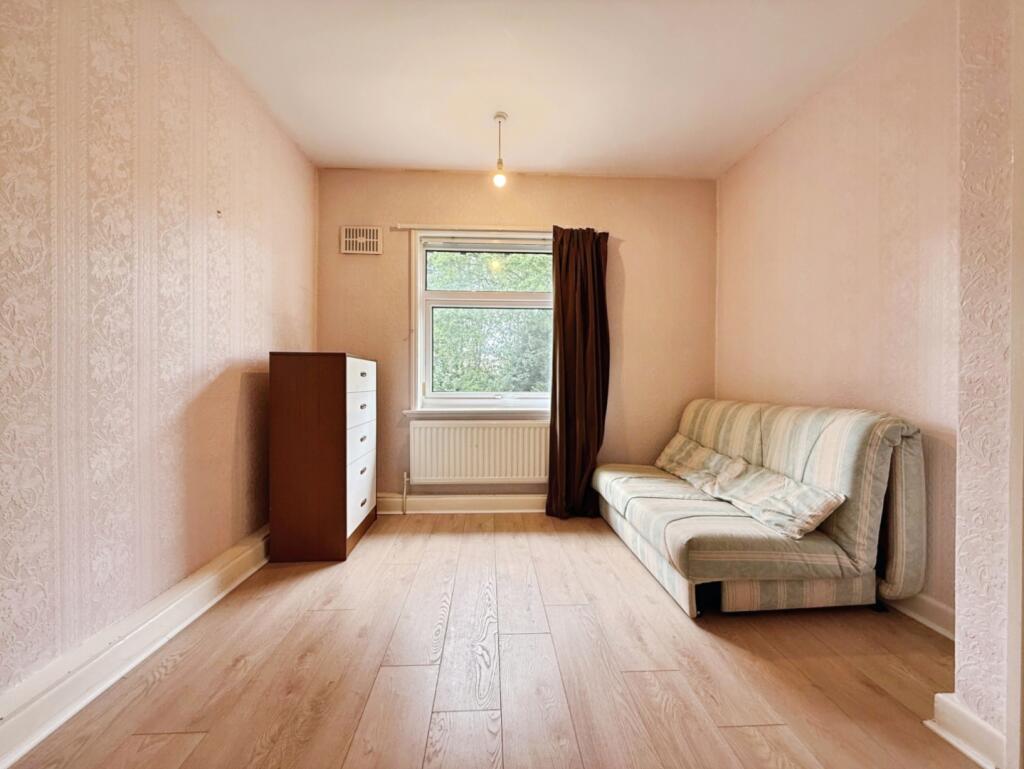 pbox-living_room-337577.jpg