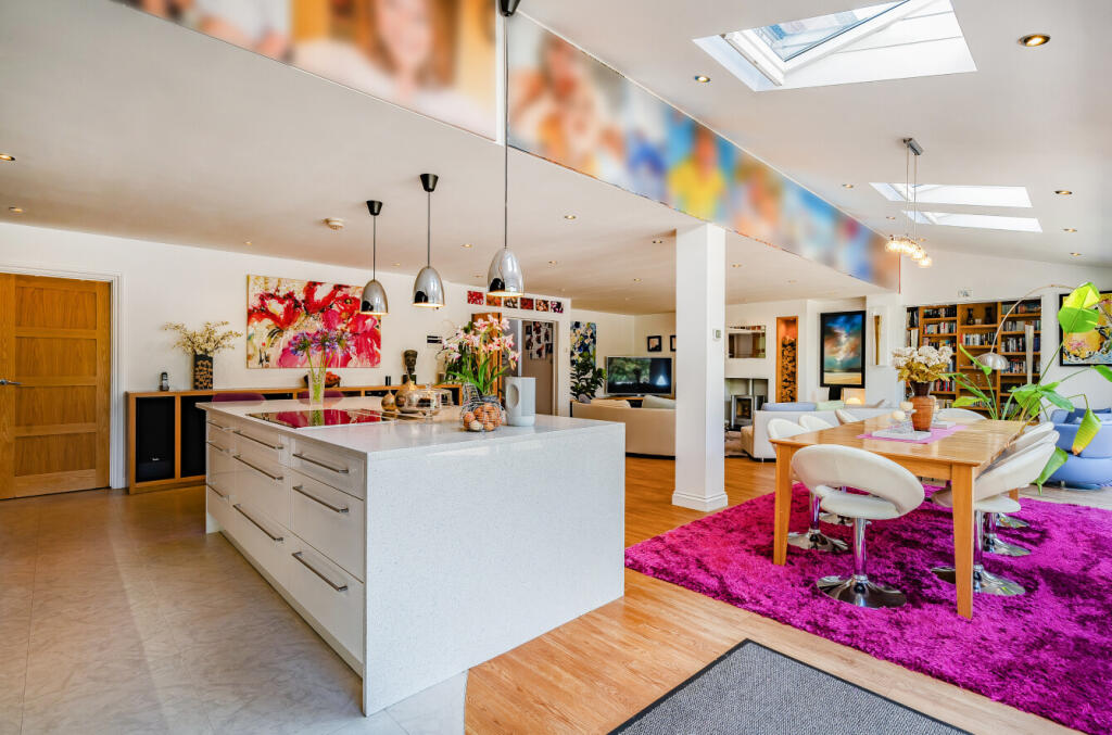 1341163-17-689f33...