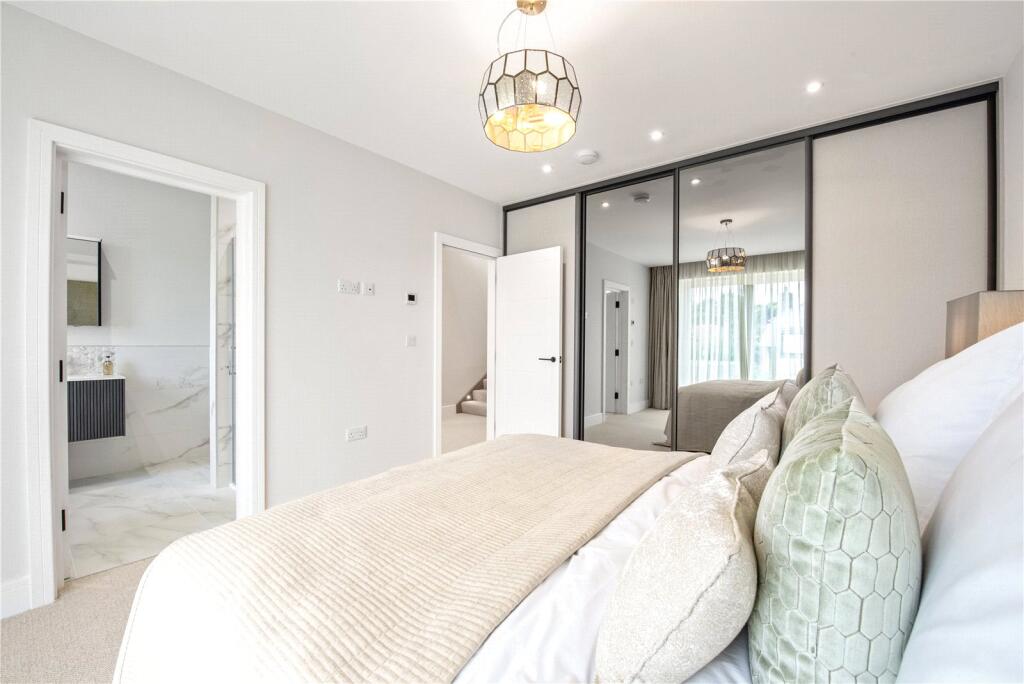 Kennel Lane, Fetcham, Leatherhead, Surrey, KT22