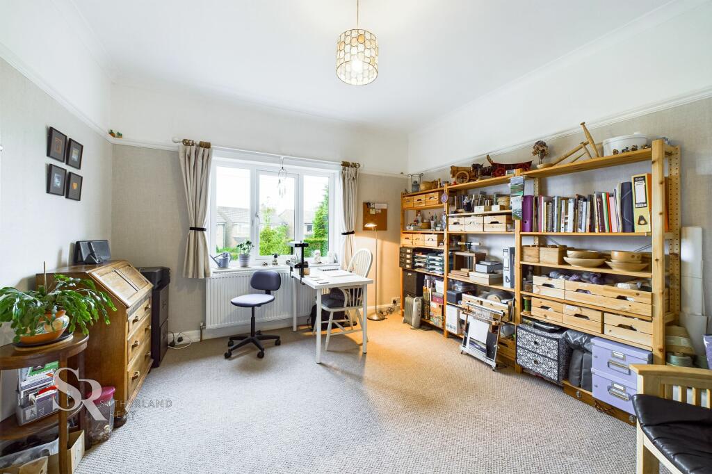 Bedroom/Craft Room