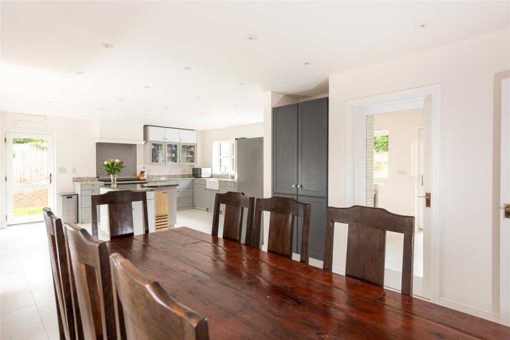 Kitchen/Dining Room