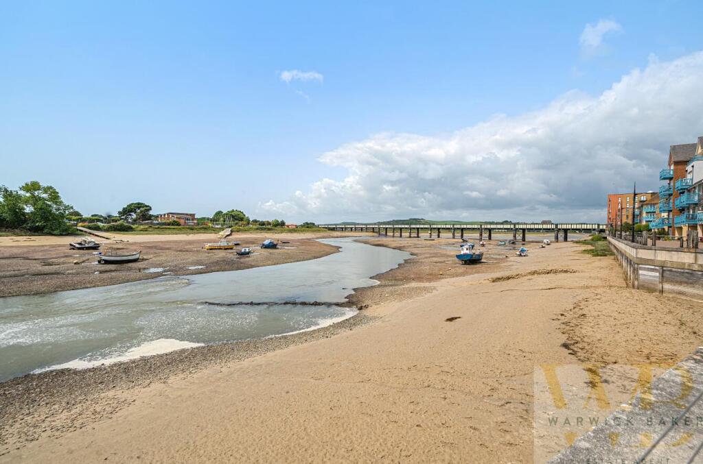 762edf0d-553b-452e-9315-cc403ece1341.jpg