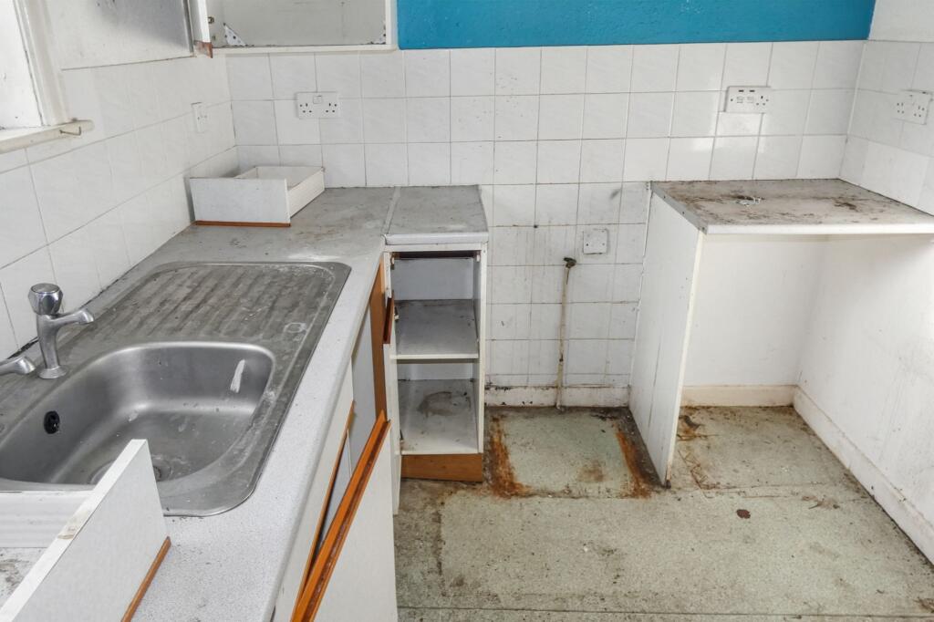 Flat 2, 14 Hutt Street, Hull, East Yorkshire, HU3 1QL