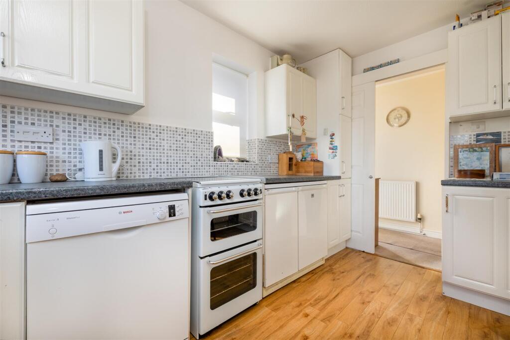 9 Holly Close, Moira
