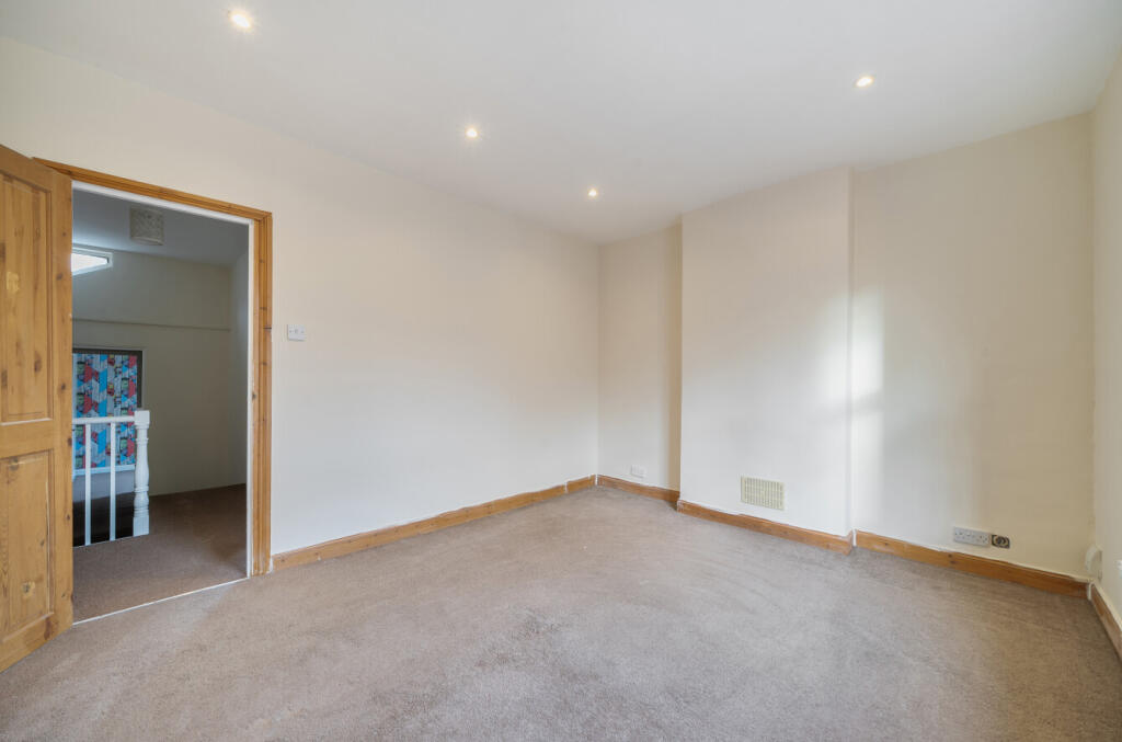 1388756-5-69492dc...