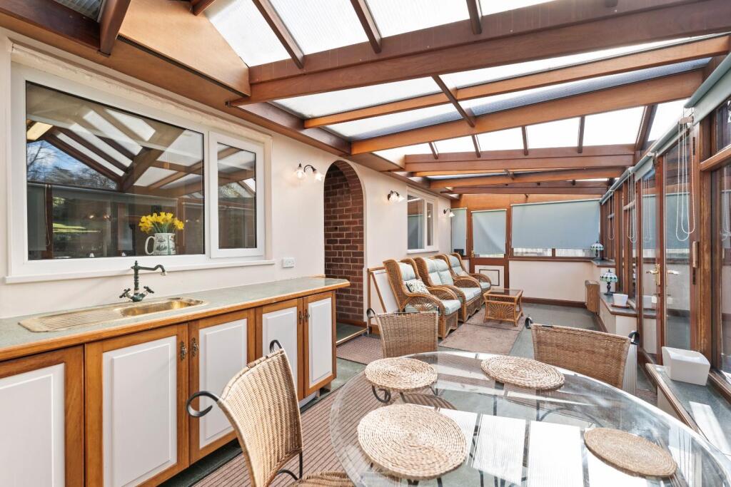 CONSERVATORY 02.jpg