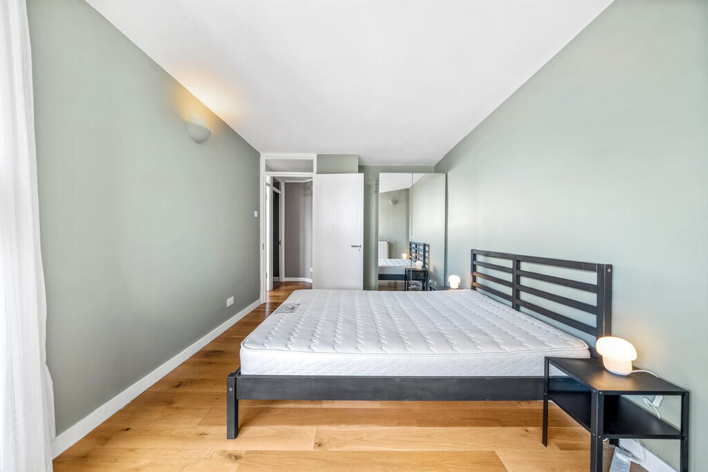 32 Berenger Tower...